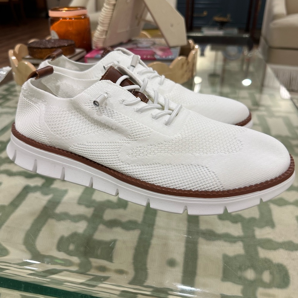 White Knit Men's Oxford Style Dress Tennis Shoes